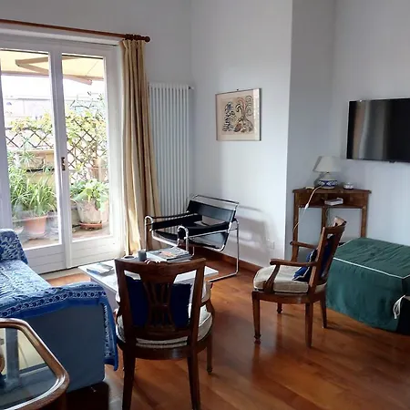 Apartment Borgo Pio Penthouse *