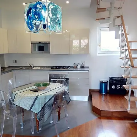 Borgo Pio Penthouse Apartment *